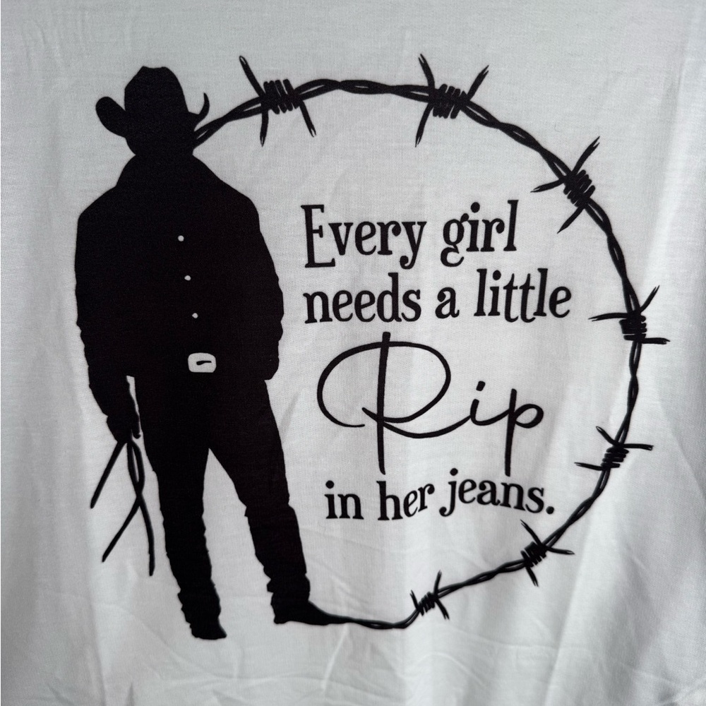 NEW White Graphic Tee with “Rip” Cowboy sz M